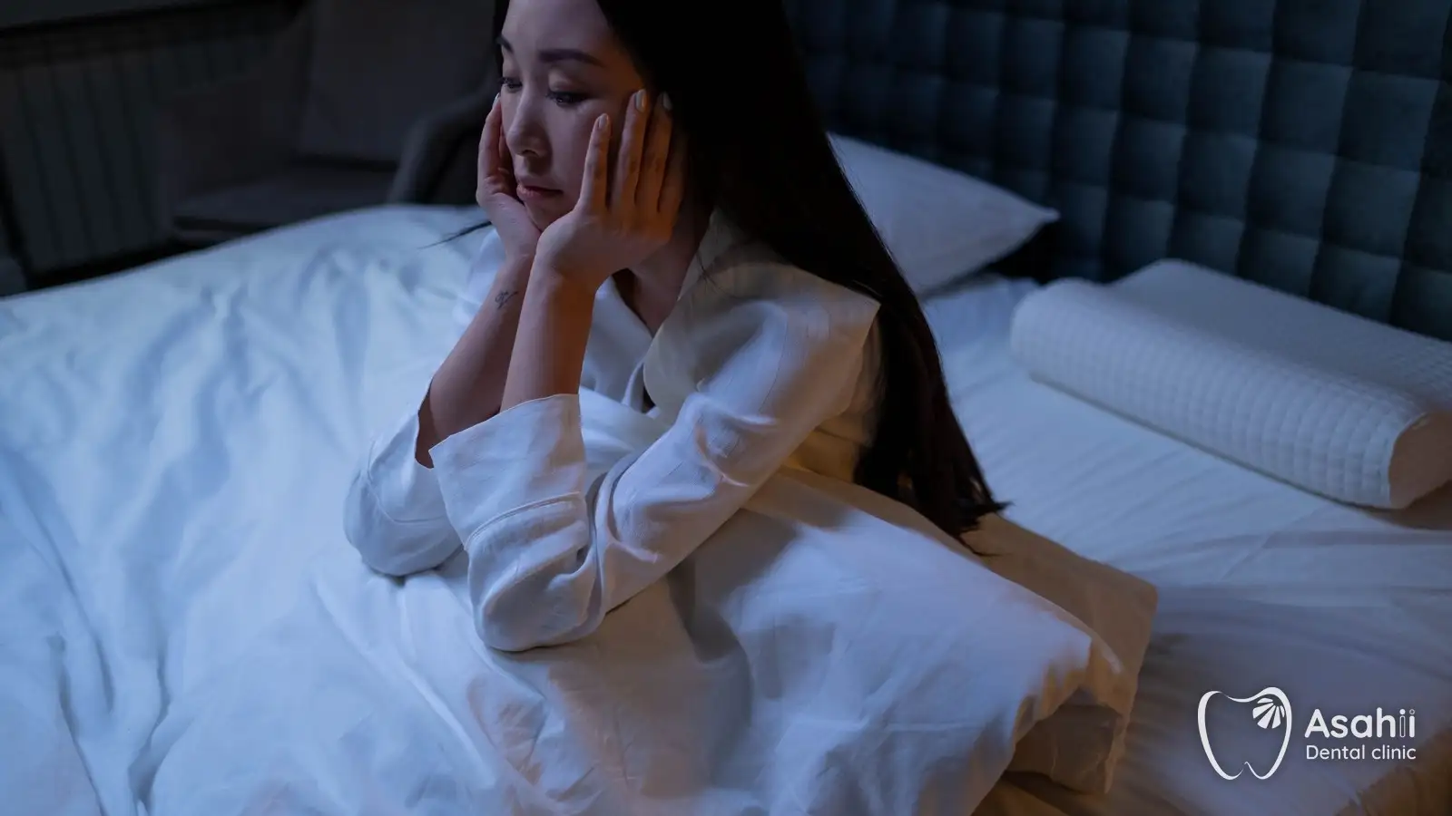 Toothache keeping someone awake at night, often from pulp inflammation, an abscess or a wisdom tooth