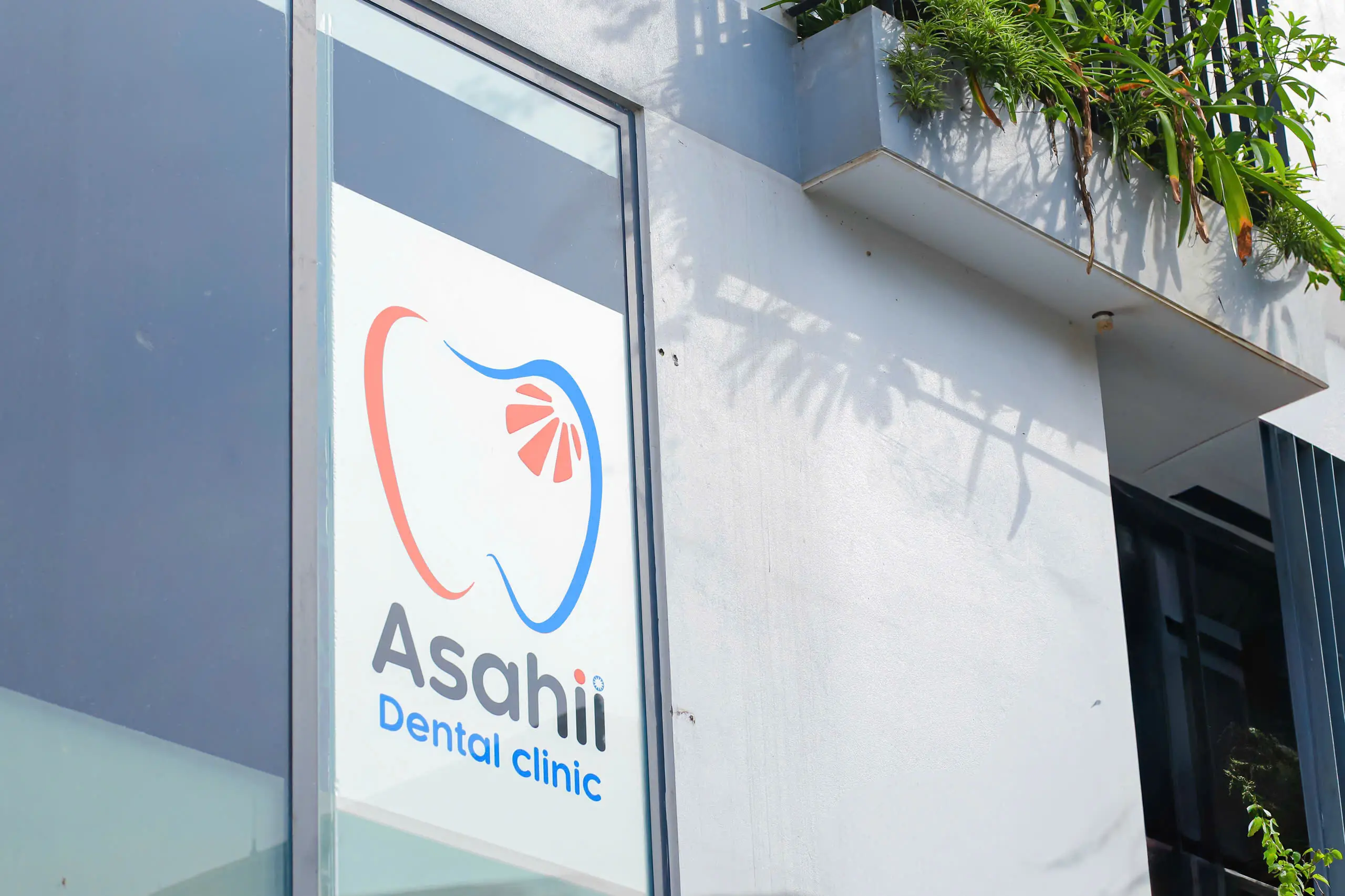Mặt tiền phòng khám Asahii Dental Clinic
